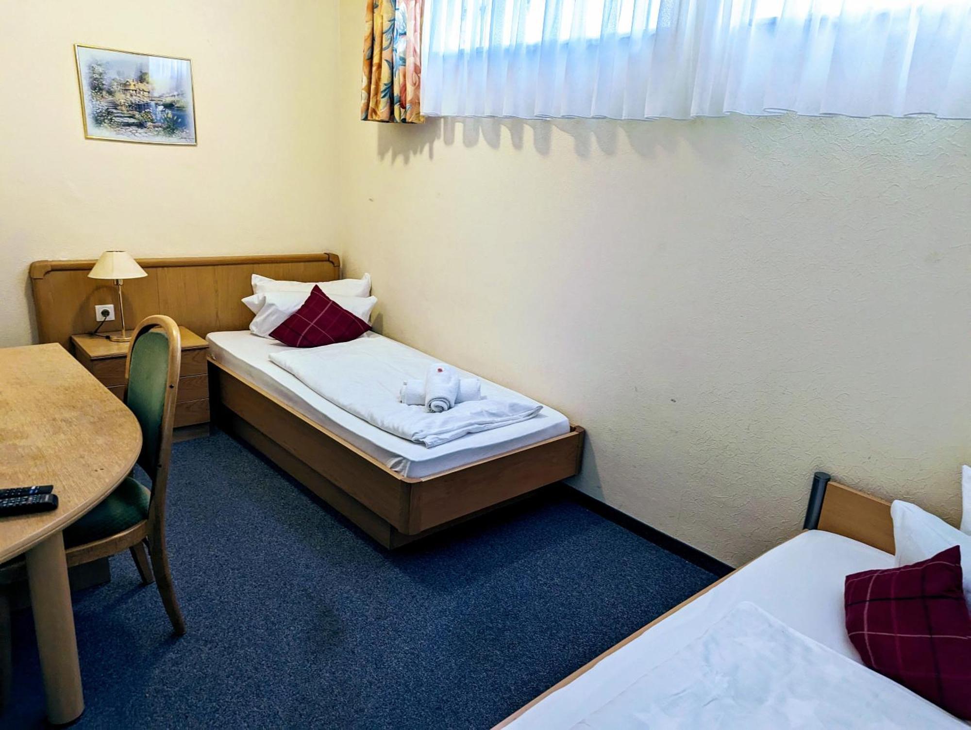 Hotel Schiff Раштатт Номер фото
